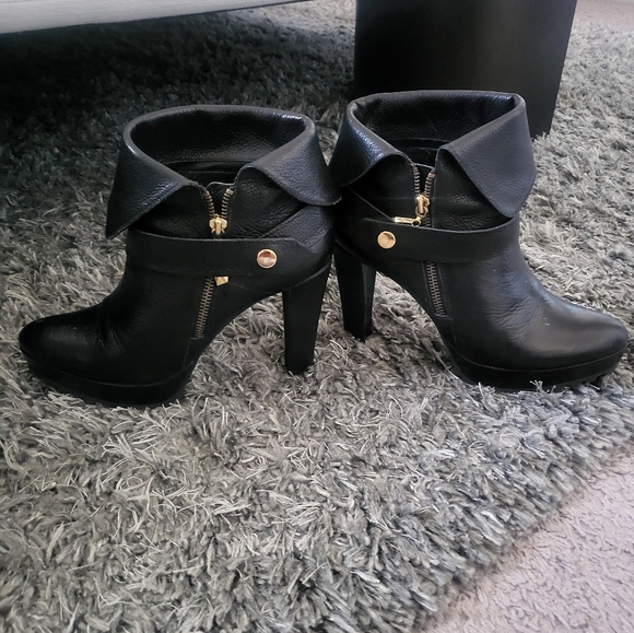 Diane Von Furstenberg Avalon Booties - Picture 1 of 4